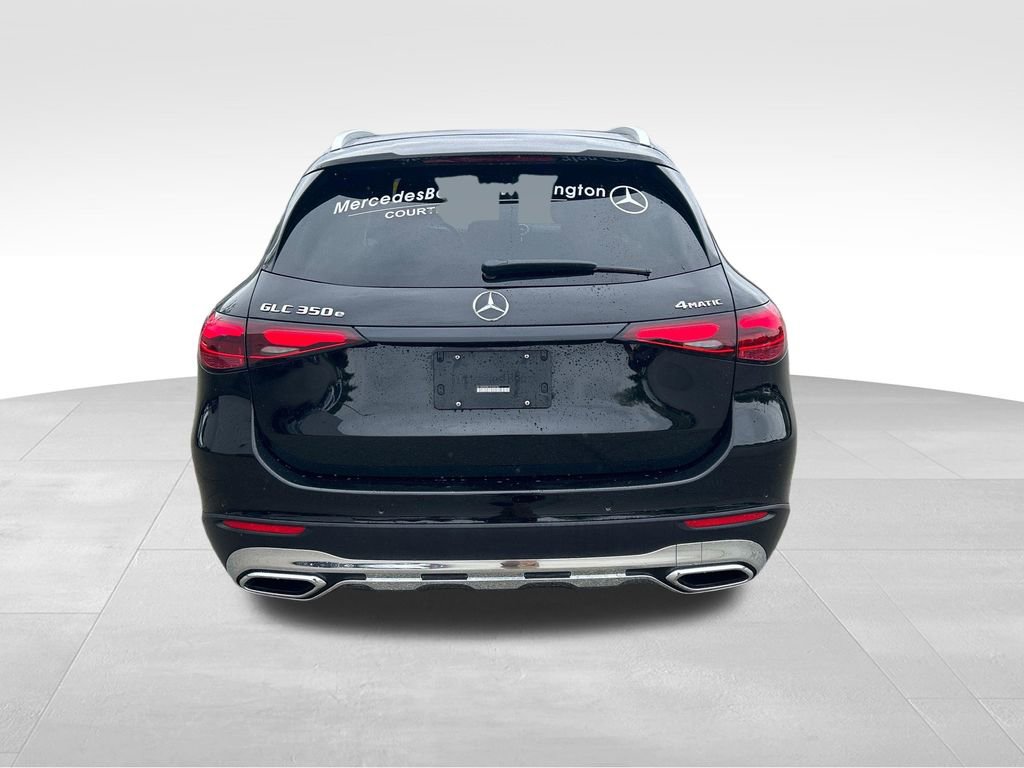Used 2026 Mercedes-Benz GLC 350e 4MATIC image 4