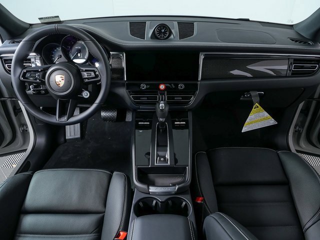 New 2026 Porsche Macan GTS image 18