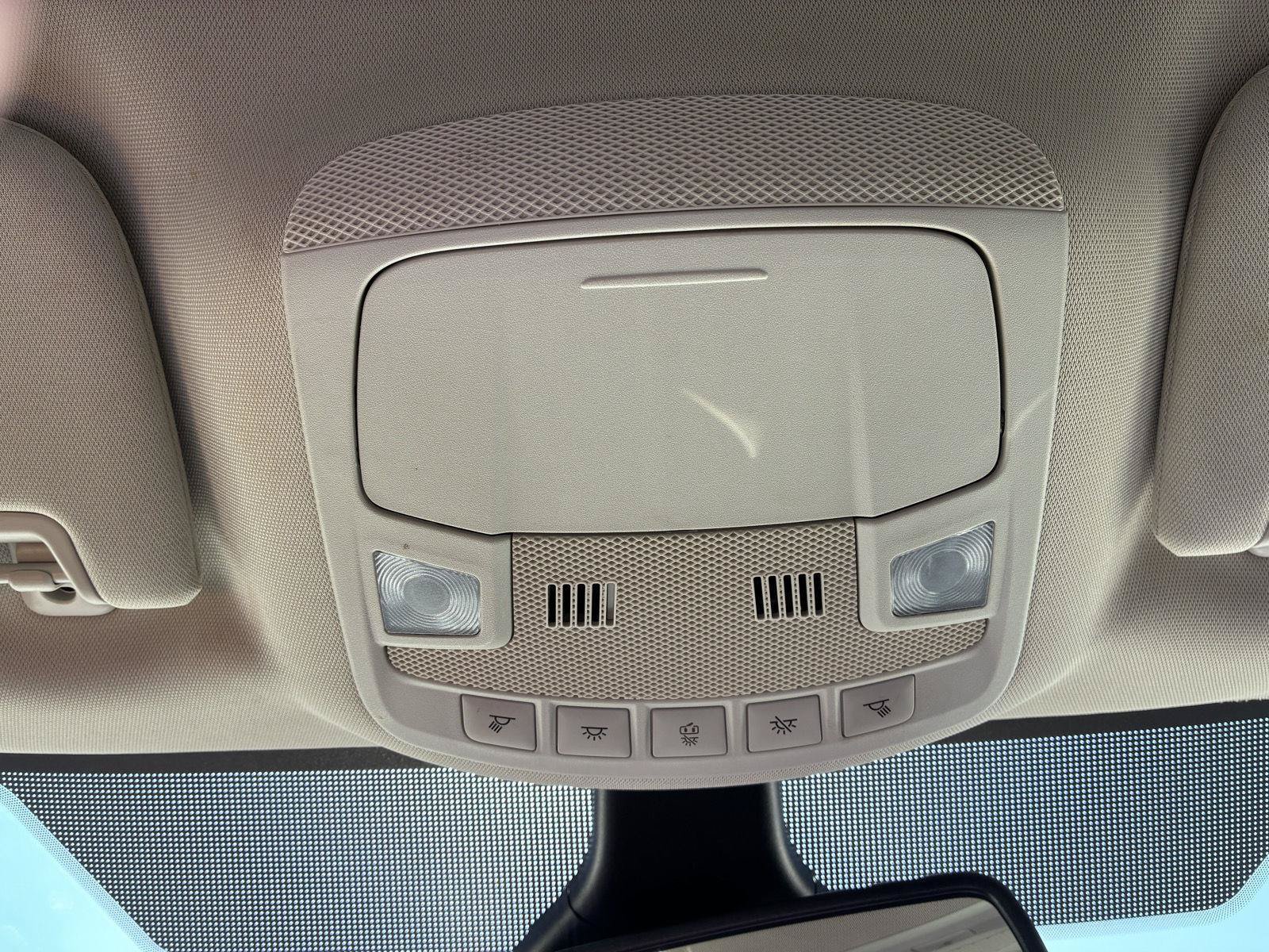 Used 2023 Ford Edge SEL AWD/4WD image 14