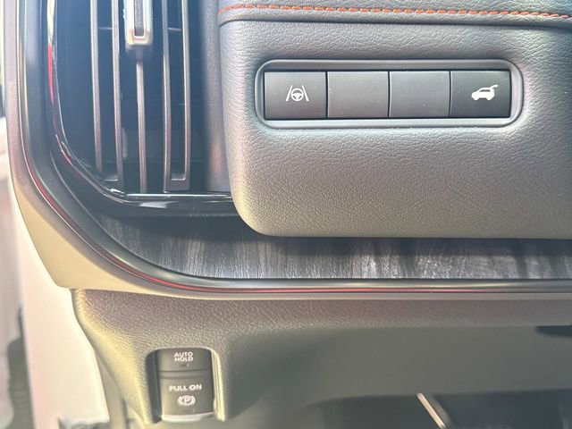 Used 2026 Nissan Armada PRO-4X image 29