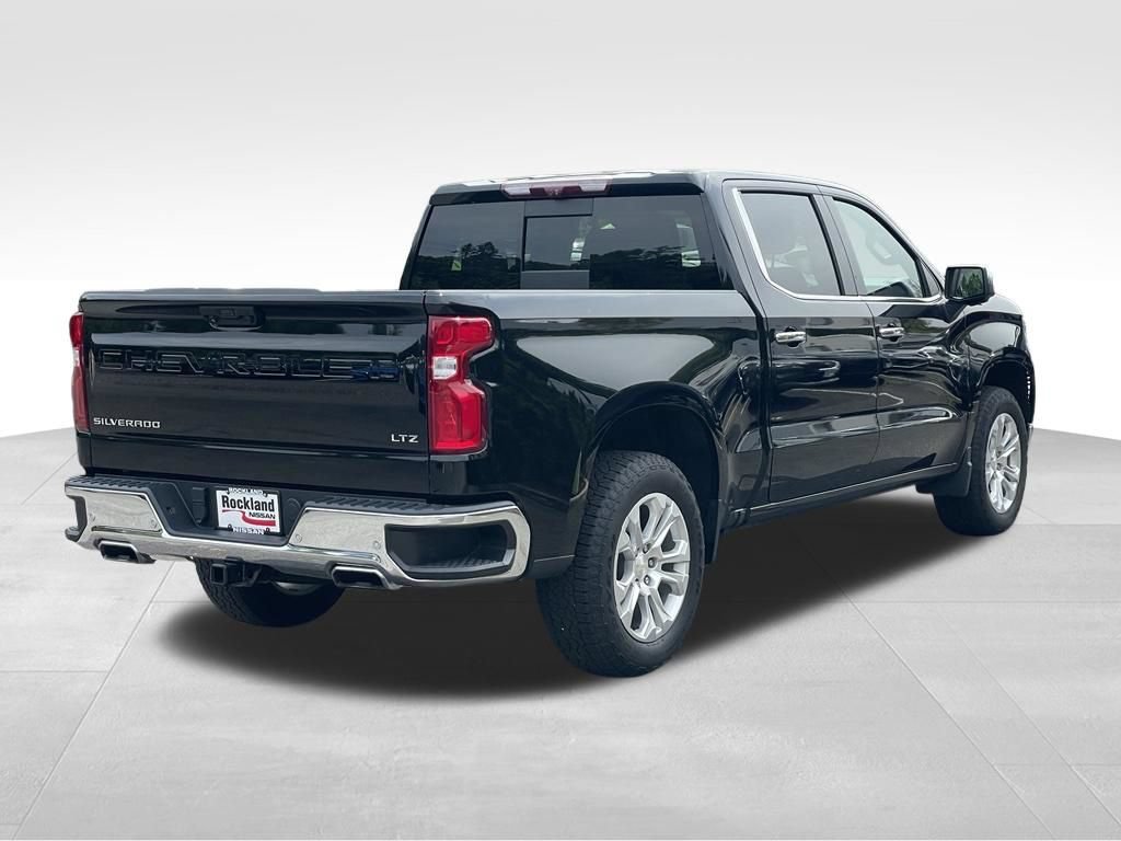 Used 2023 Chevrolet Silverado 1500 LTZ AWD/4WD image 4