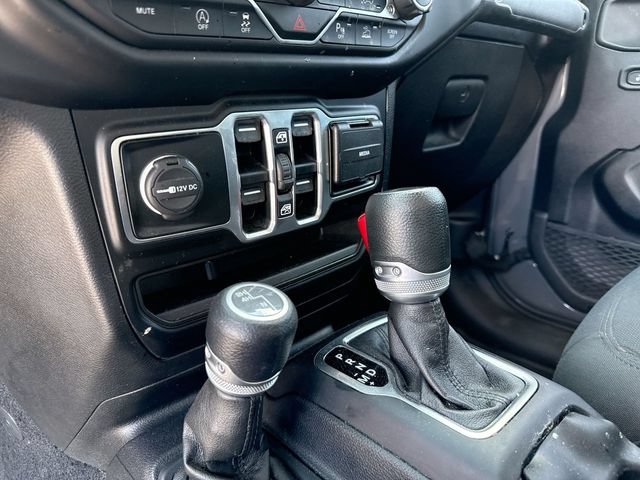 Used 2021 Jeep Gladiator Sport AWD/4WD image 14
