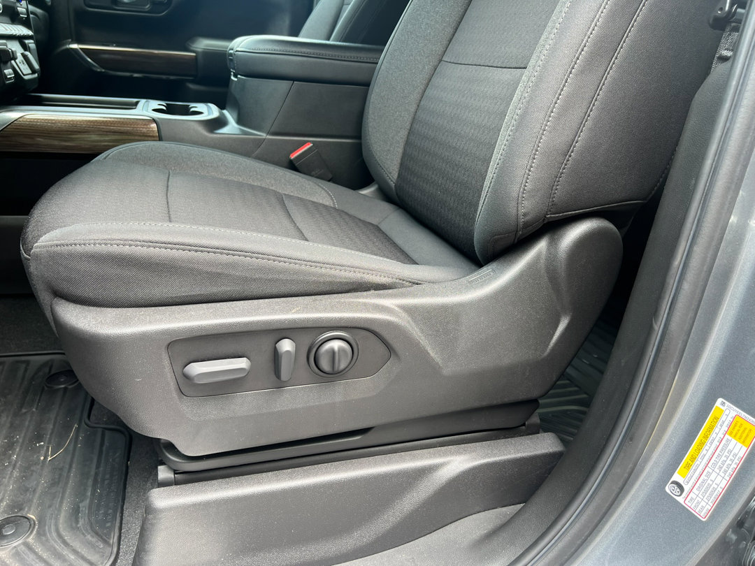 Used 2021 Chevrolet Silverado 1500 RST w/ Max Trailering Package image 16