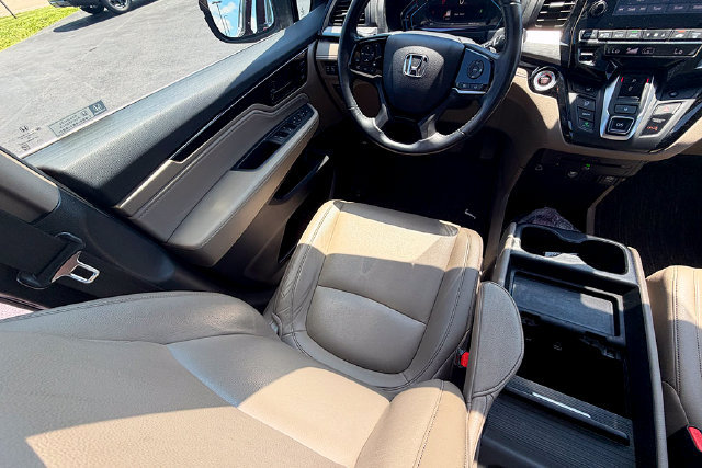 Used 2024 Honda Odyssey Touring image 15
