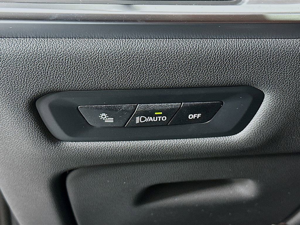 New 2026 BMW X5 xDrive40i w/ M Sport Package image 14