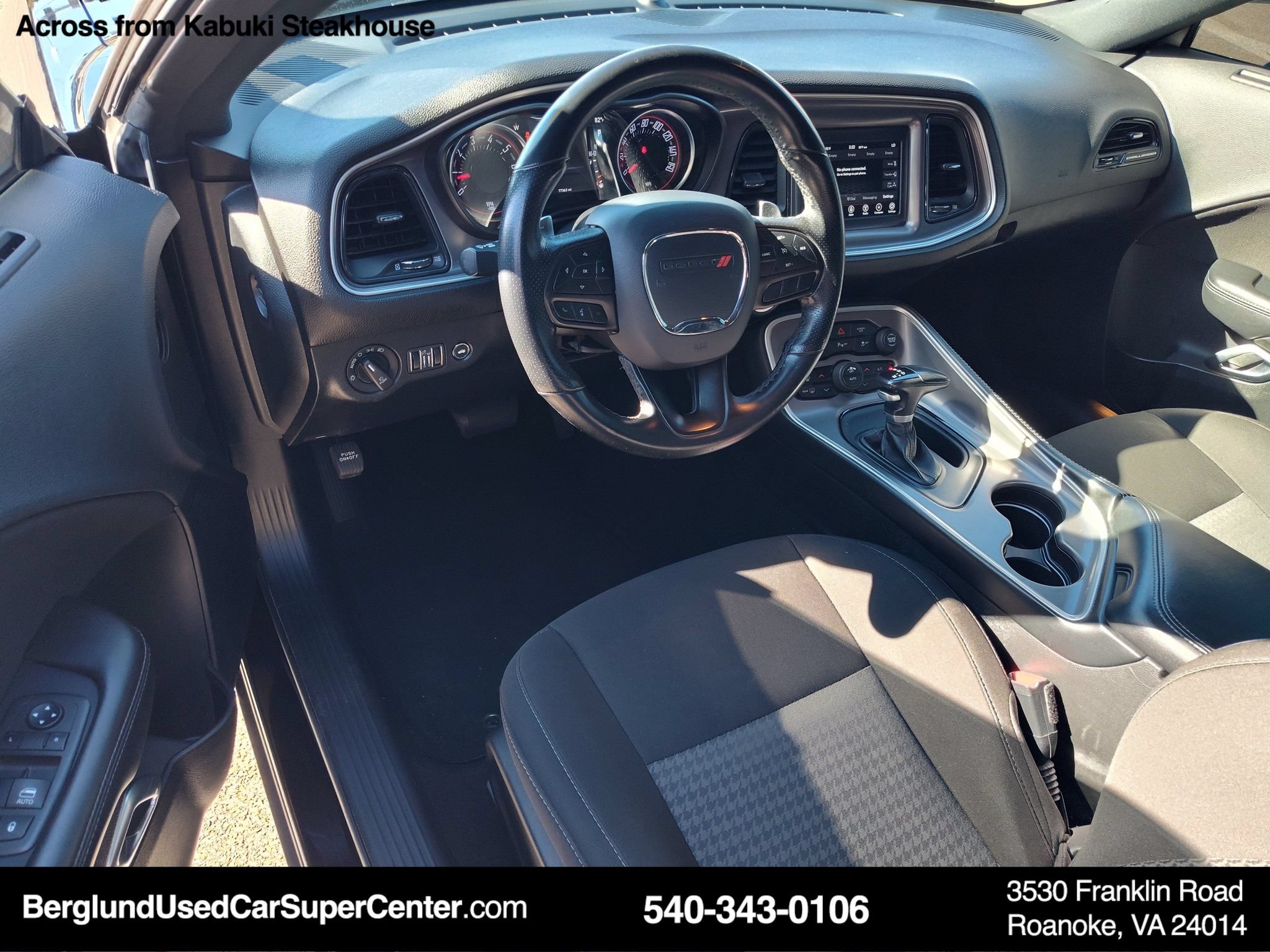 Used 2022 Dodge Challenger GT RWD image 16
