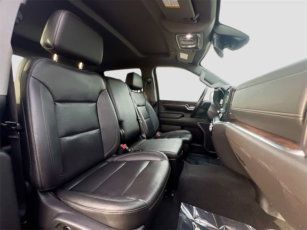 Used 2025 GMC Sierra 1500 SLT image 28