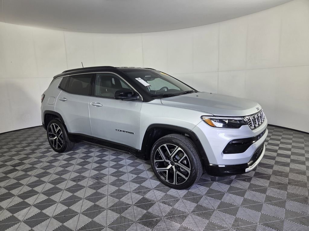 Certified 2025 Jeep Compass Limited w/ Elite Group AWD/4WD image 2