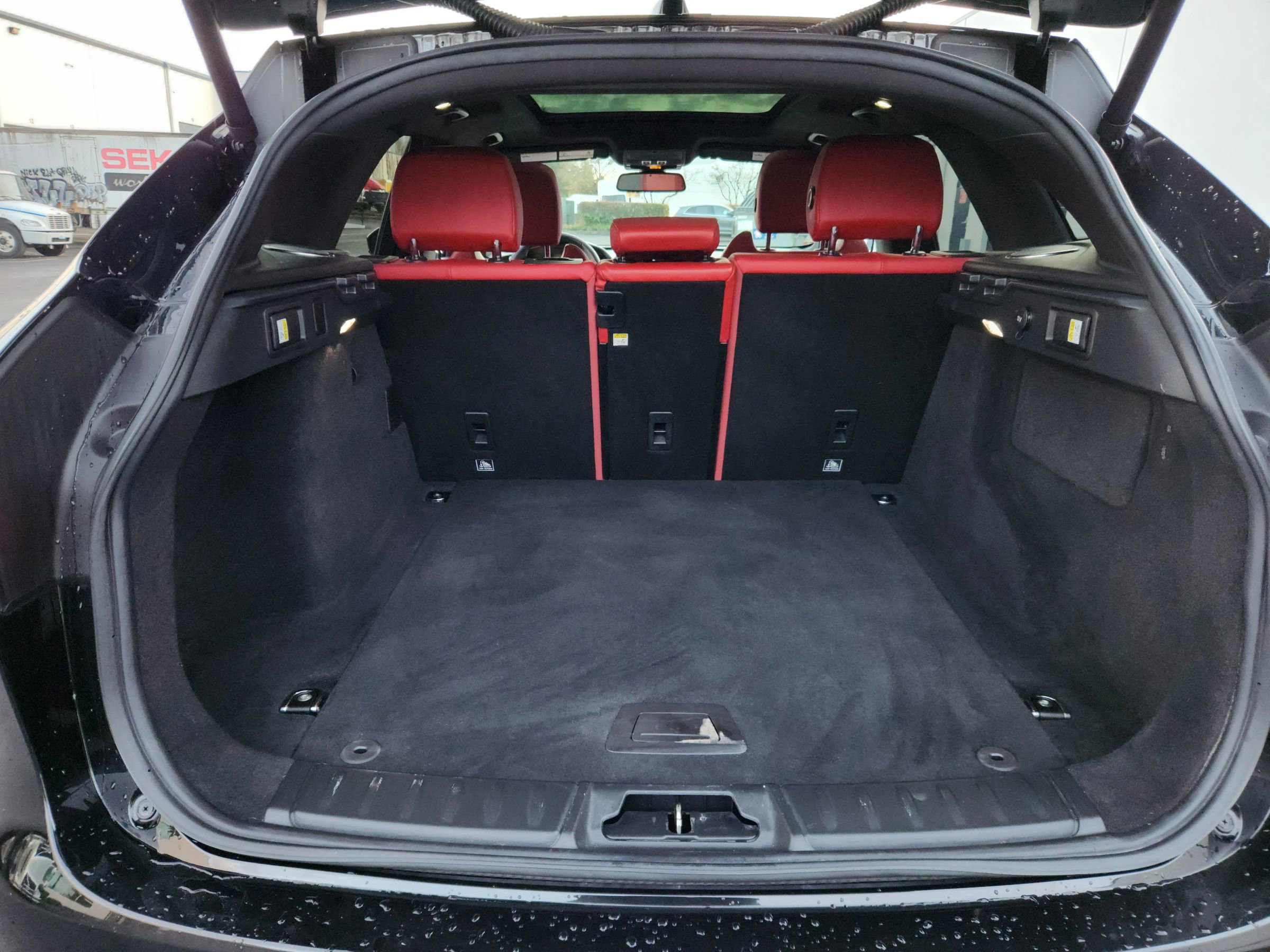 Used 2017 Jaguar F-PACE S image 23