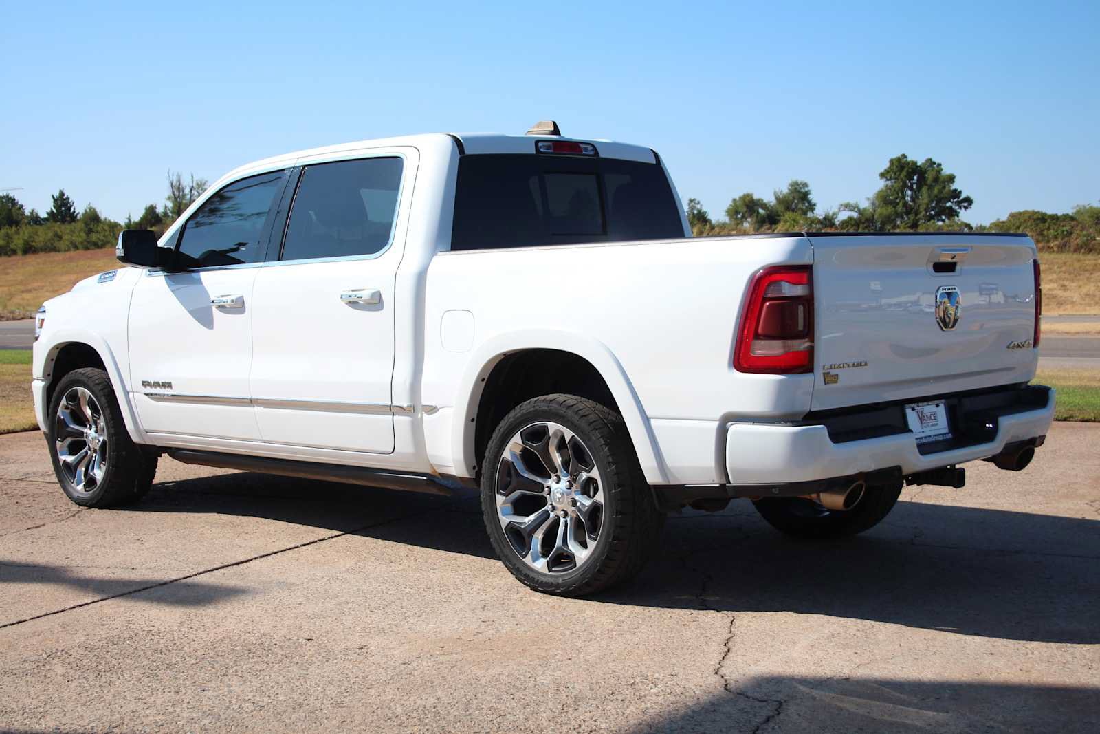 Used 2020 RAM 1500 Limited AWD/4WD image 9
