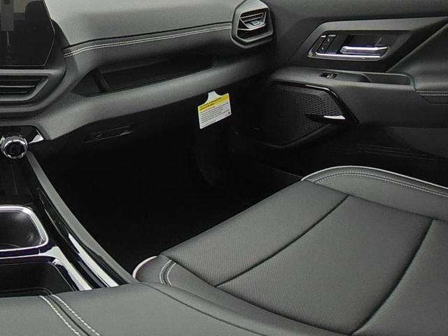 New 2026 Chevrolet Silverado EV LT AWD/4WD image 31