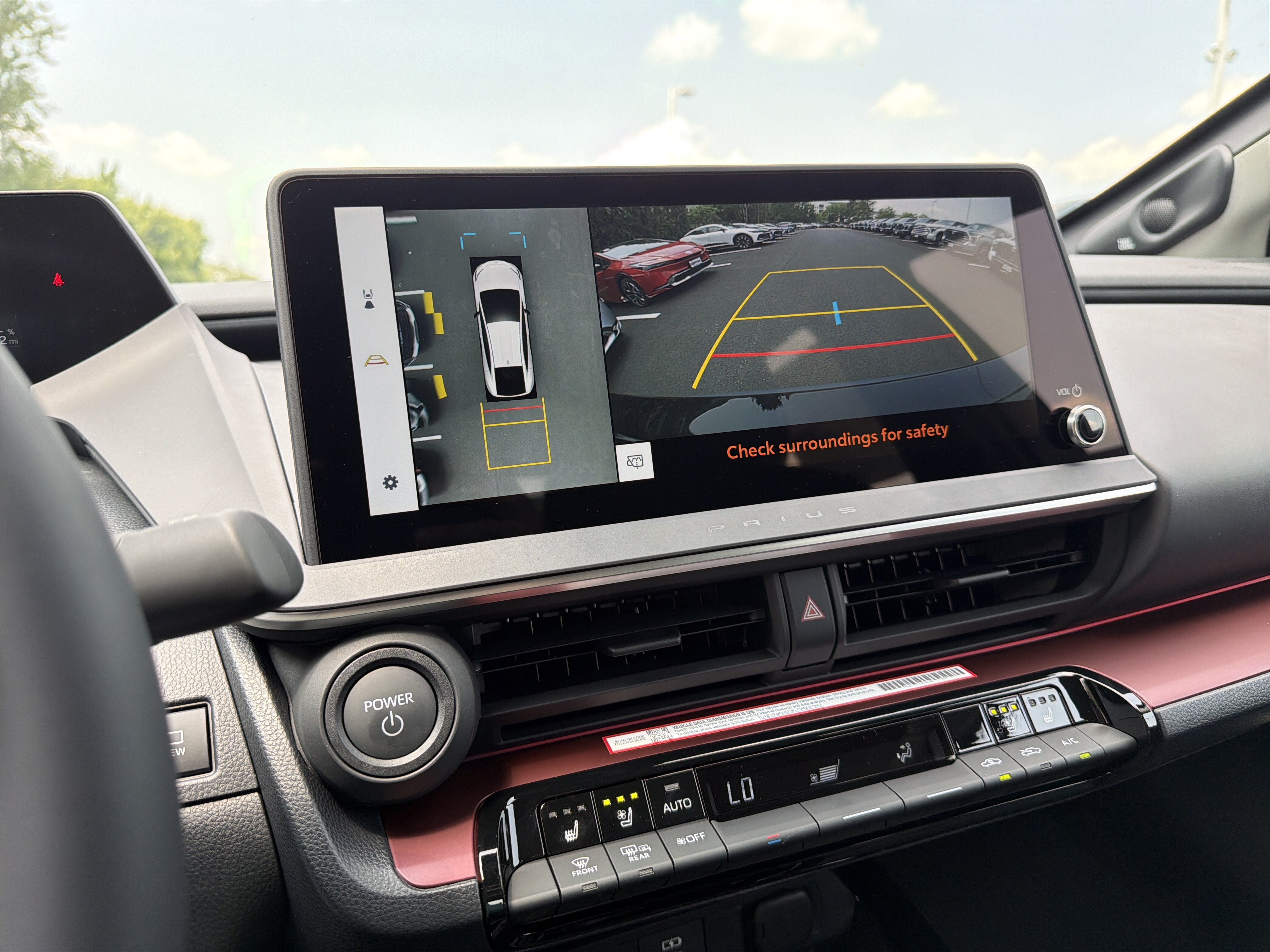 New 2026 Toyota Prius Plug-In Hybrid FWD image 23