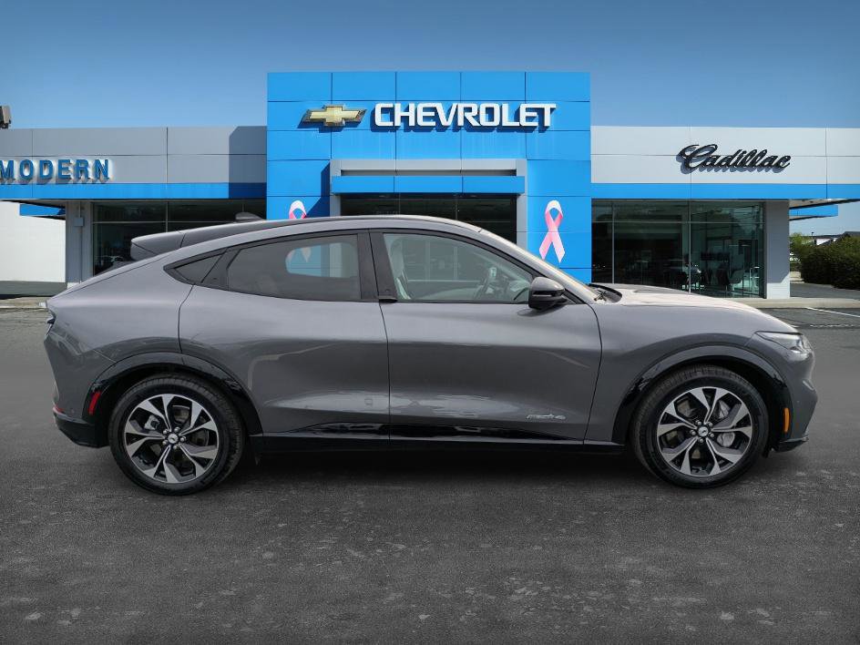 Used 2023 Ford Mustang Mach-E Premium image 4