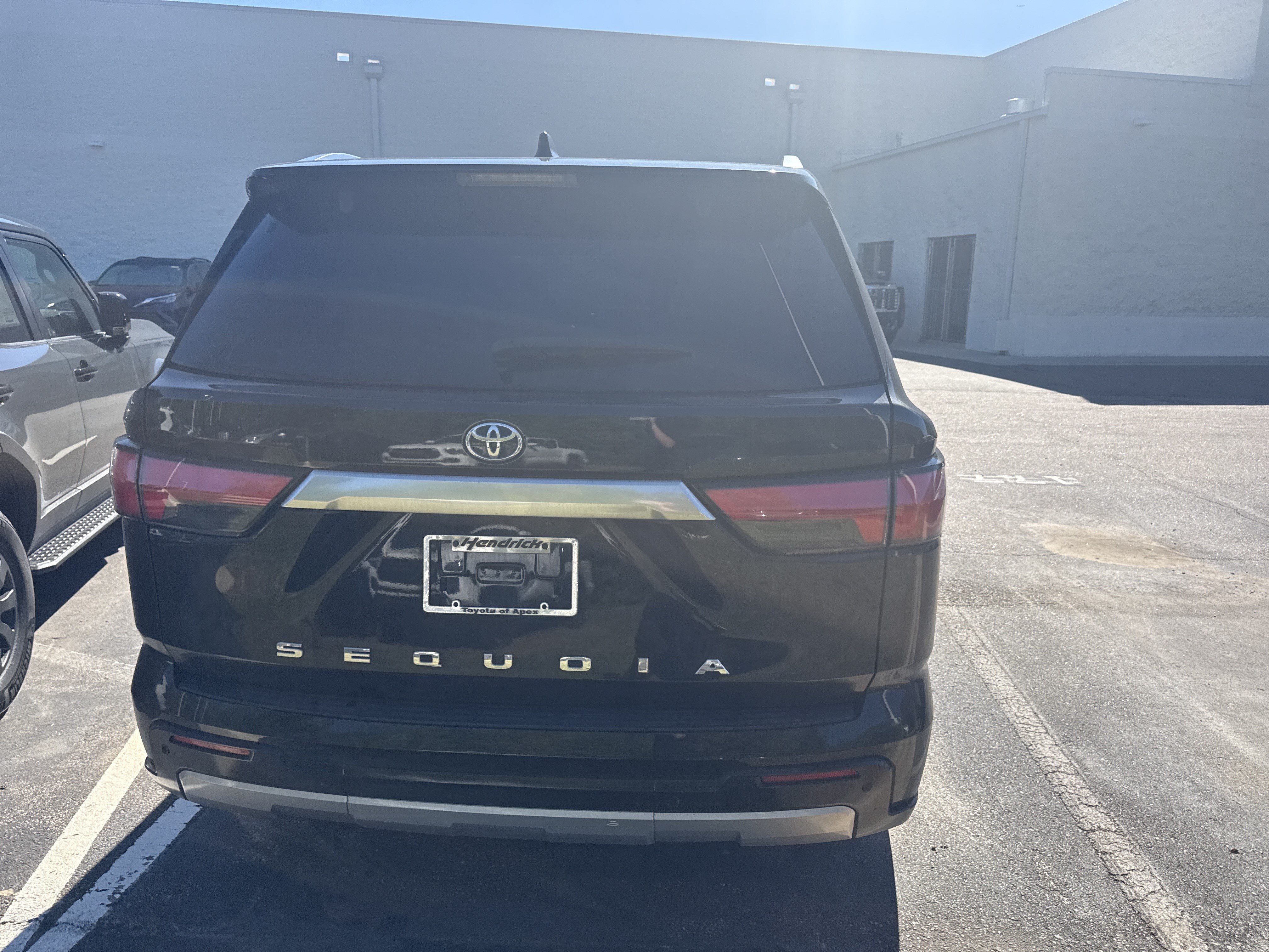 Used 2024 Toyota Sequoia Capstone AWD/4WD image 44