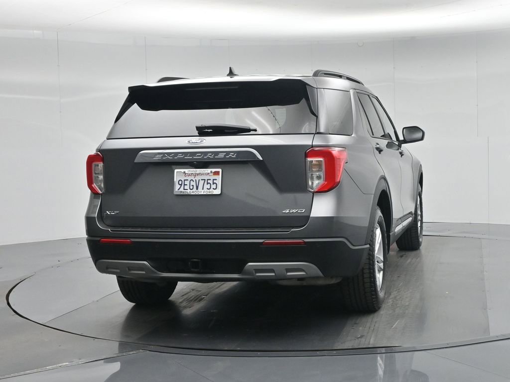 Certified 2022 Ford Explorer XLT w/ Equipment Group 202A image 62