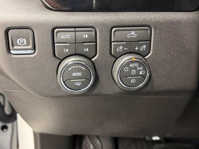 Certified 2026 Chevrolet Silverado 1500 RST AWD/4WD image 17