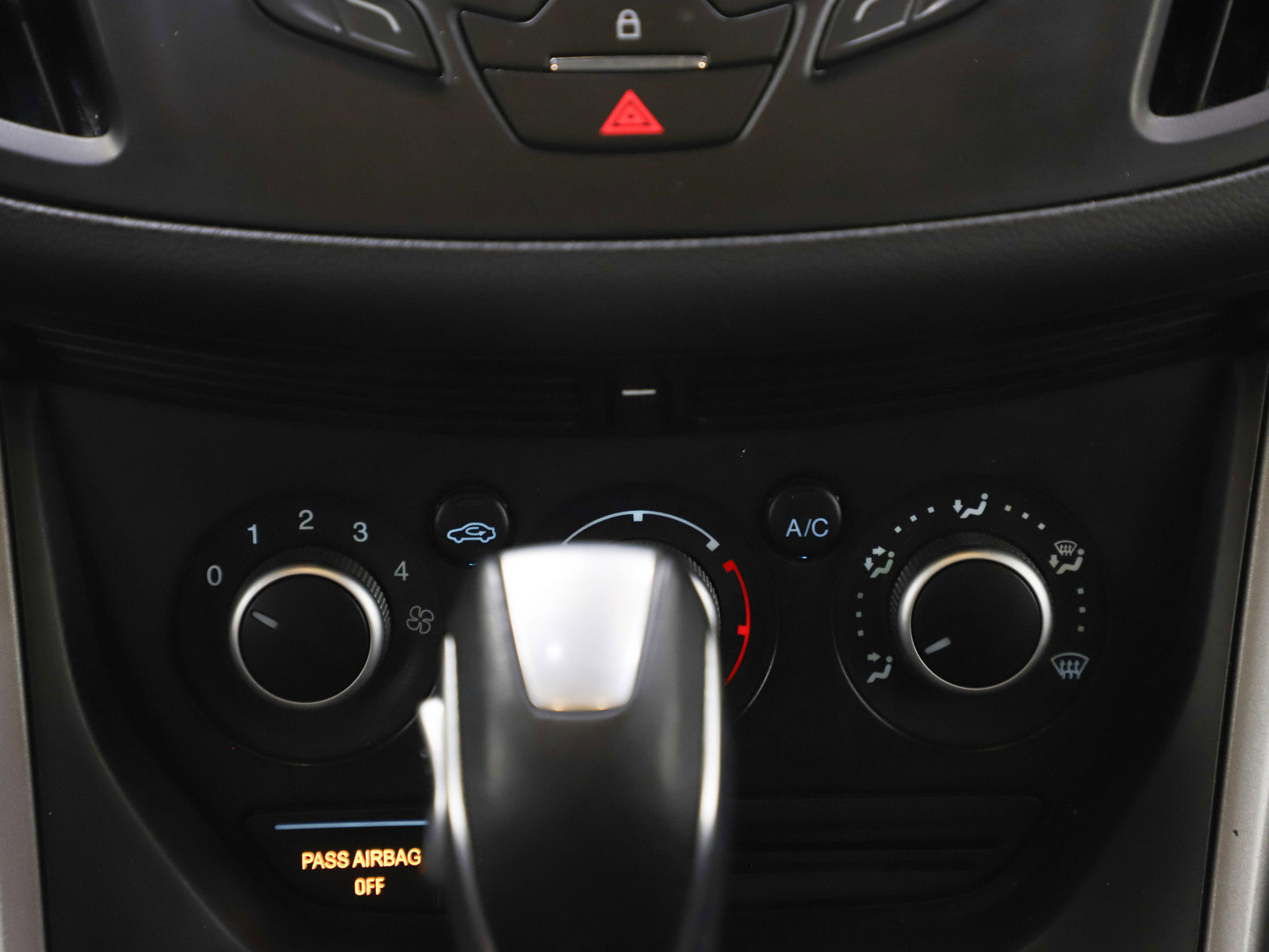 Used 2016 Ford Escape SE w/ SE Leather Comfort Package image 16