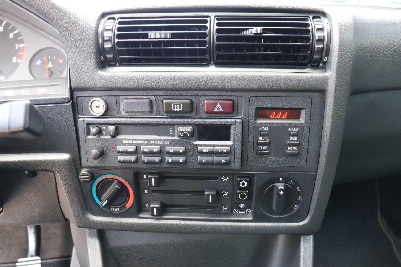 Used 1987 BMW M3 image 23