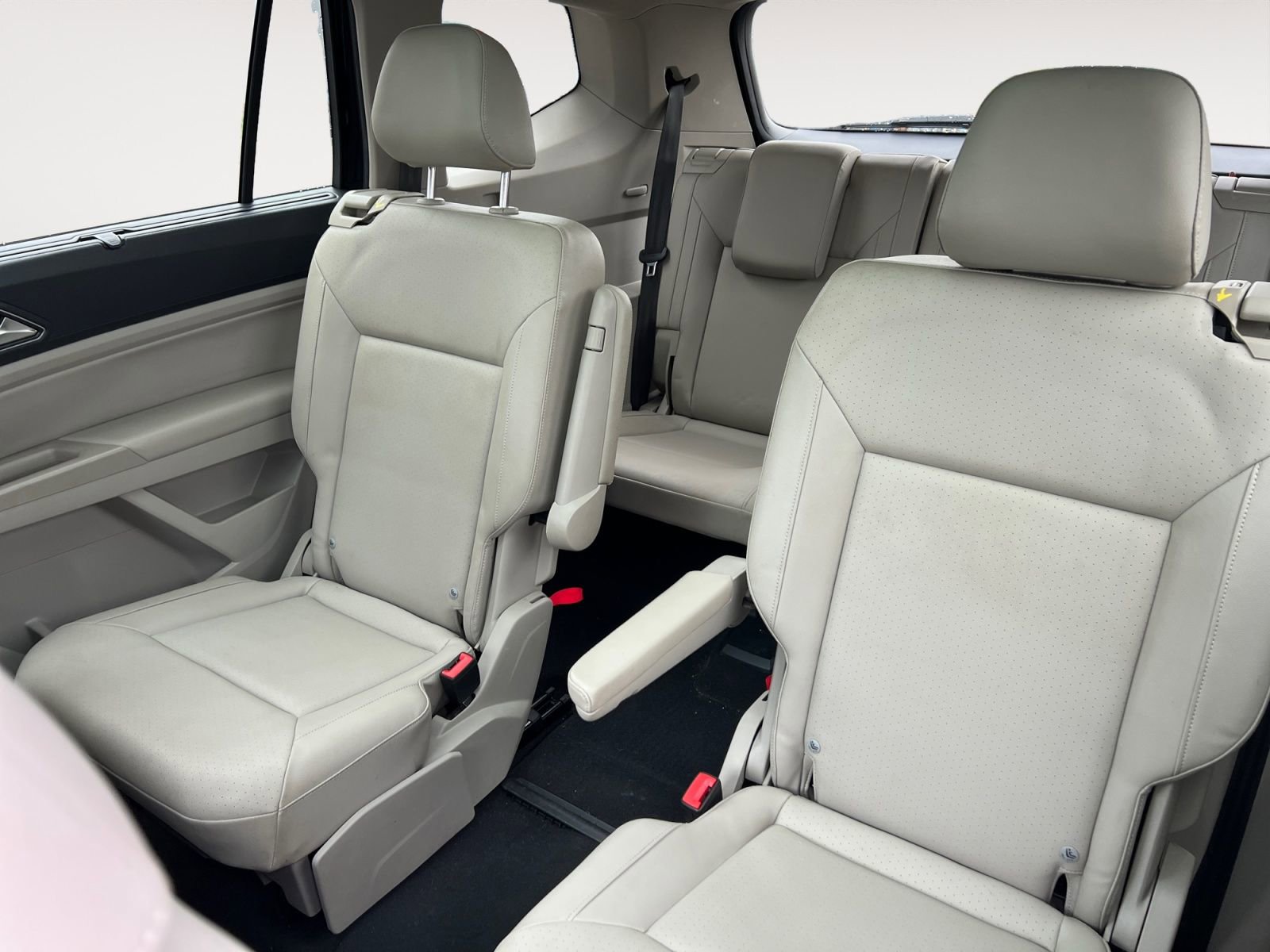 Used 2019 Volkswagen Atlas SEL R-Line image 13