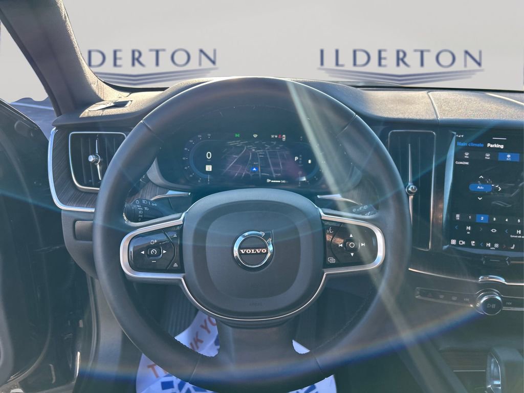 Used 2023 Volvo XC60 B5 Plus w/ Climate Package image 17