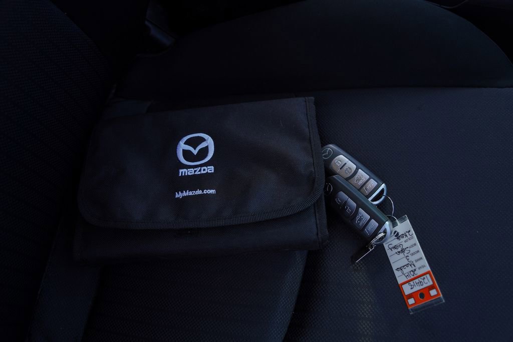 Used 2014 MAZDA MAZDA3 i Sport FWD image 32
