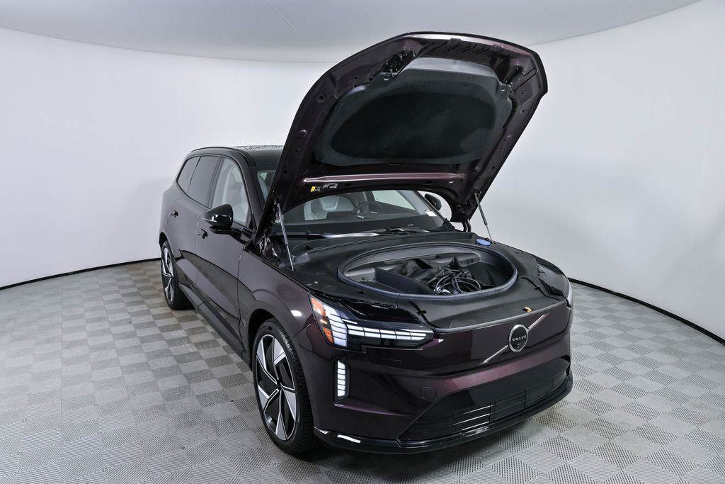 Certified 2025 Volvo EX90 Ultra AWD/4WD image 36