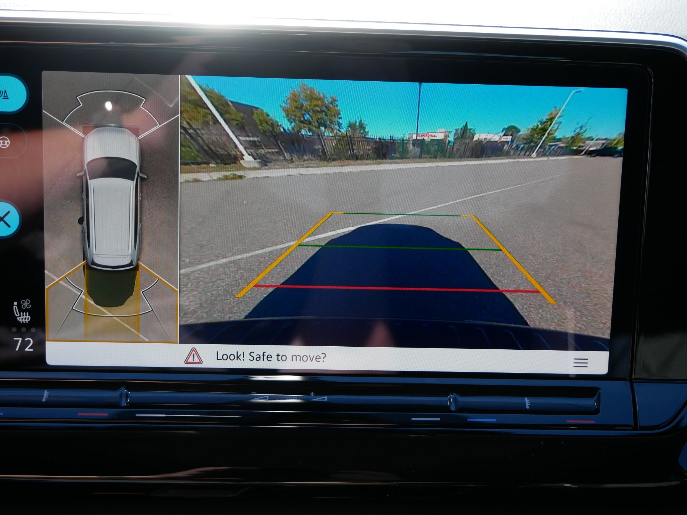 New 2026 Volkswagen Atlas SEL Premium R-Line image 10