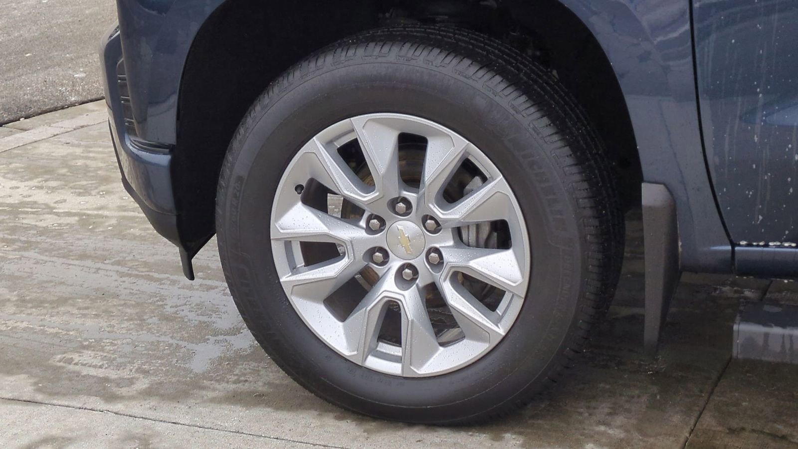 Used 2021 Chevrolet Silverado 1500 RST image 13