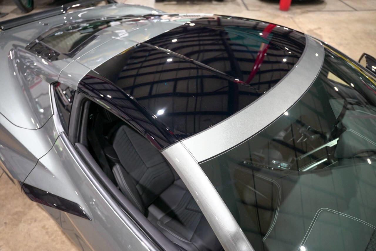 Used 2024 Chevrolet Corvette Stingray Preferred Cpe w/ Z51 Performance Package image 19