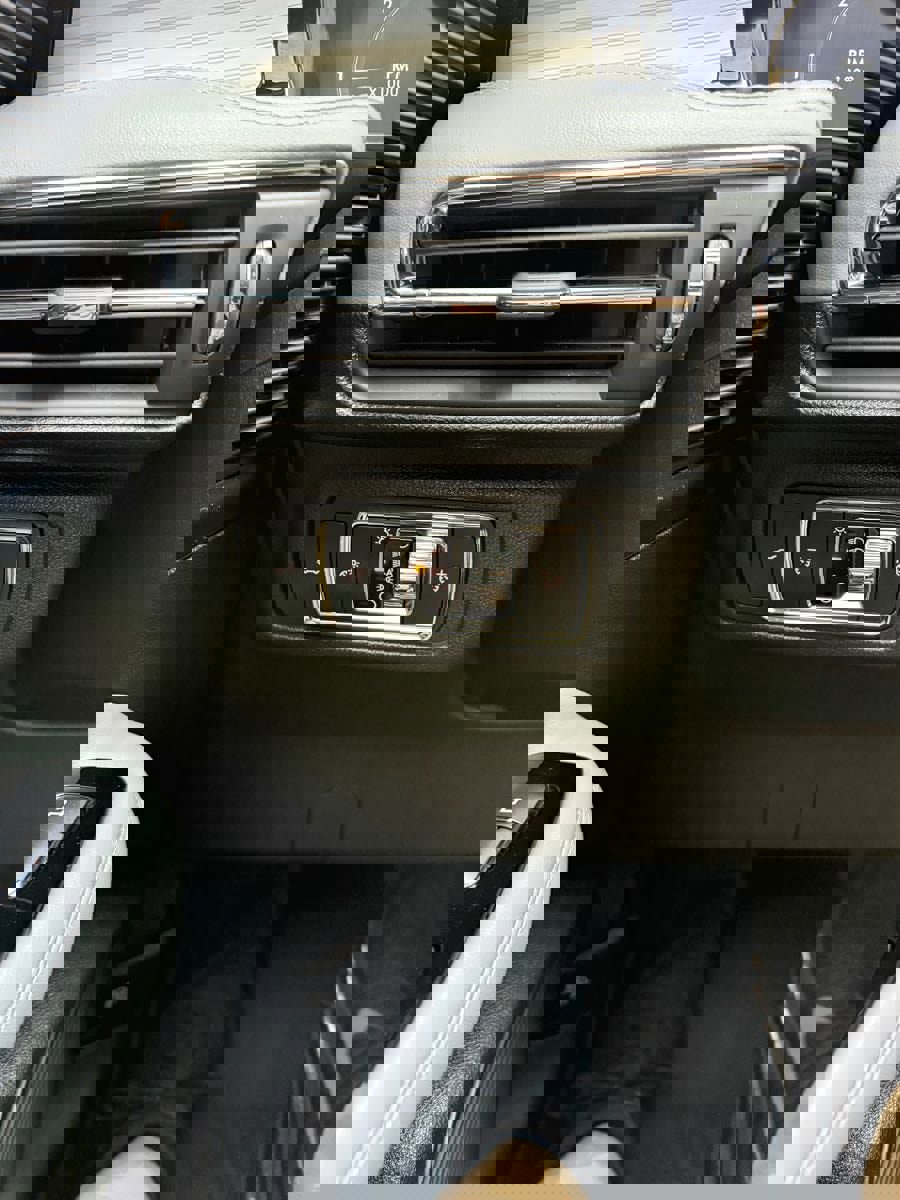 Used 2022 Lincoln Corsair Reserve w/ Equipment Group 201A image 25