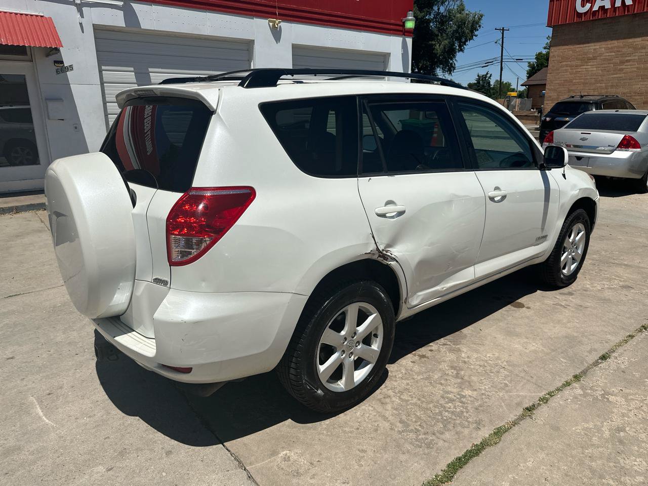 Used 2006 Toyota RAV4 Limited AWD/4WD image 5