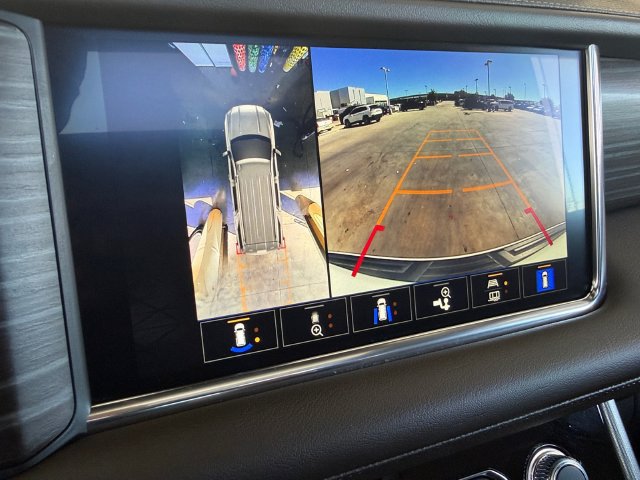 Used 2024 GMC Yukon Denali RWD image 9