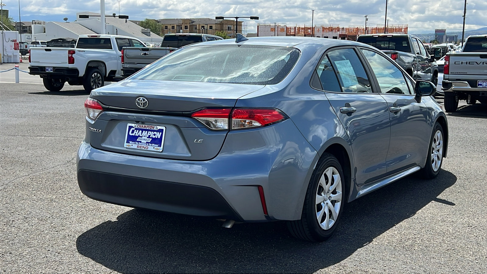 Used 2024 Toyota Corolla LE FWD image 5