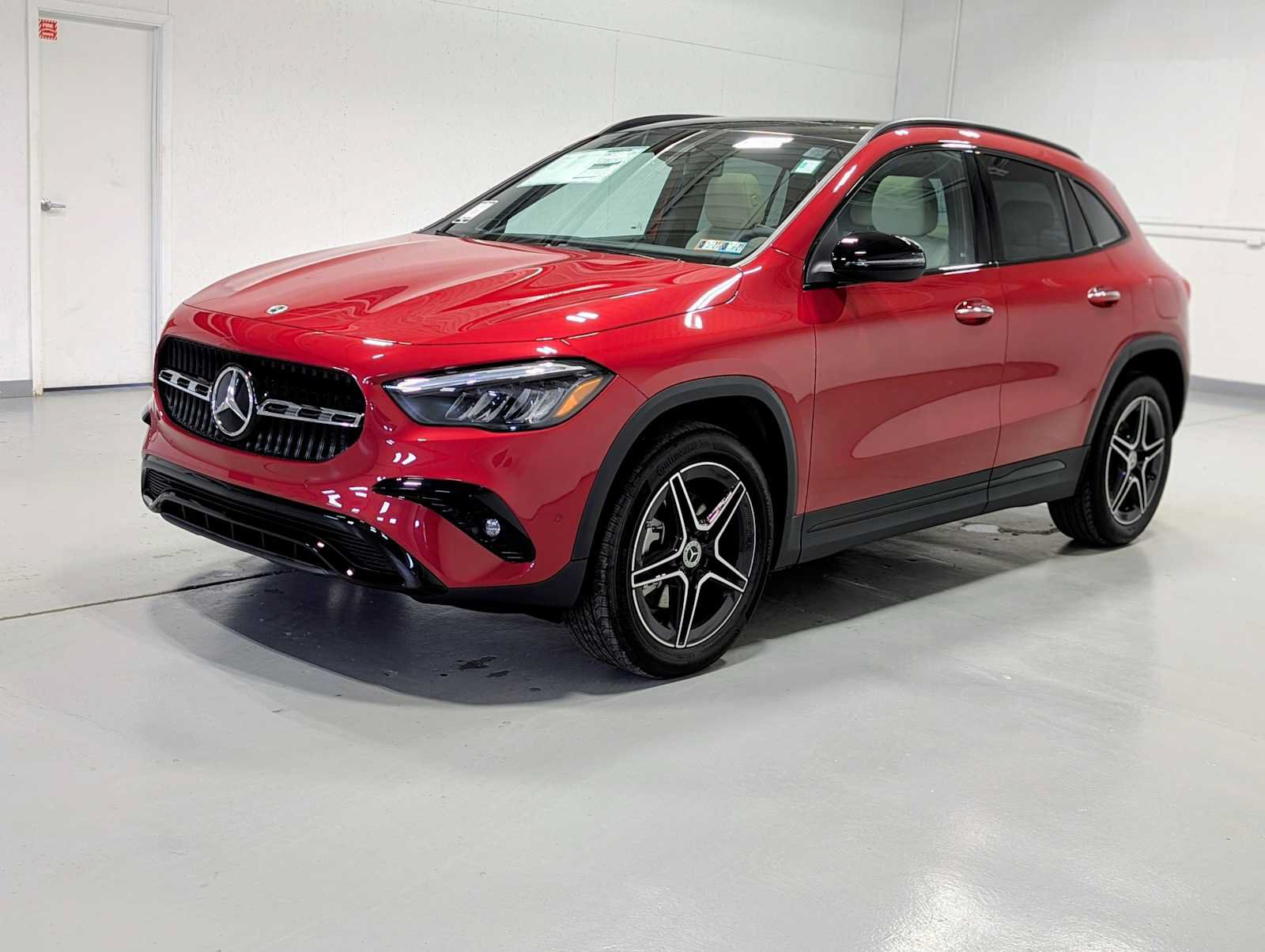 New 2026 Mercedes-Benz GLA 250 4MATIC image 1