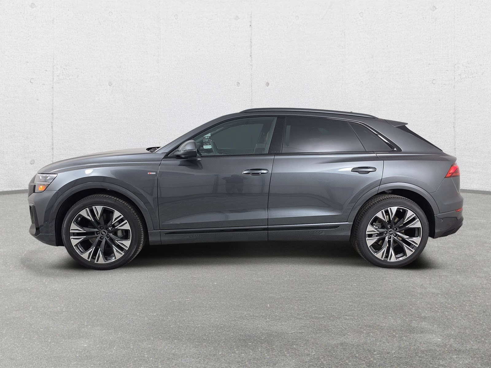New 2026 Audi Q8 Premium Plus AWD/4WD image 4