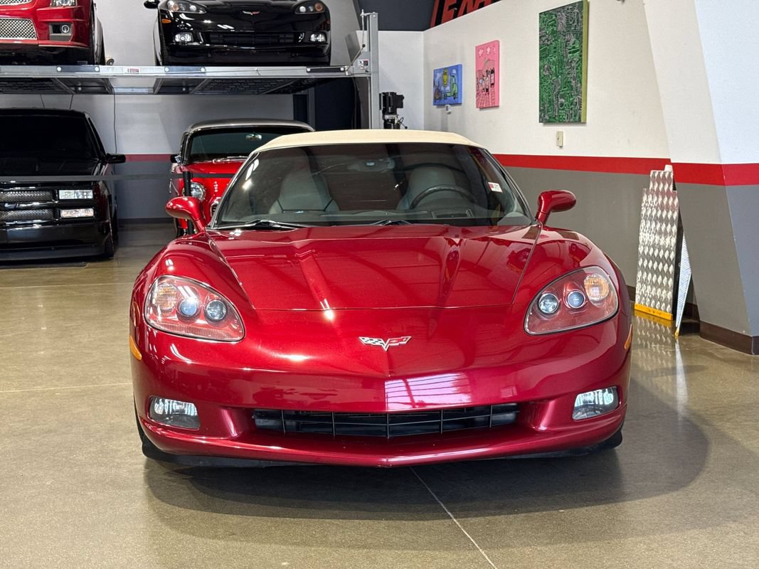 Used 2008 Chevrolet Corvette Convertible w/ Preferred Equipment Group RWD image 33