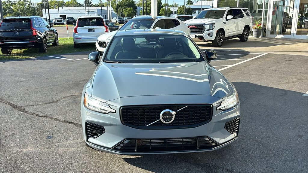 Certified 2024 Volvo S60 T8 Plus w/ Climate Package AWD/4WD image 5