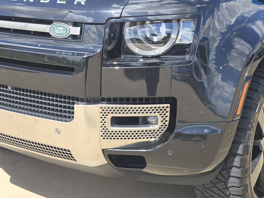 Used 2020 Land Rover Defender 110 X AWD/4WD image 32