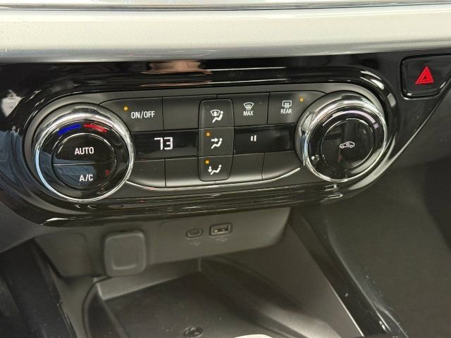 New 2026 Chevrolet Trax LT w/ Sunroof Package image 21