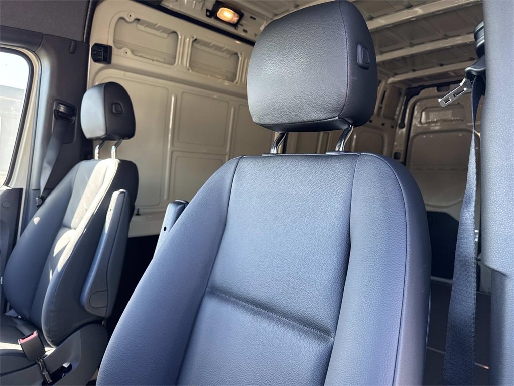New 2026 Mercedes-Benz Sprinter 144 Cargo image 18