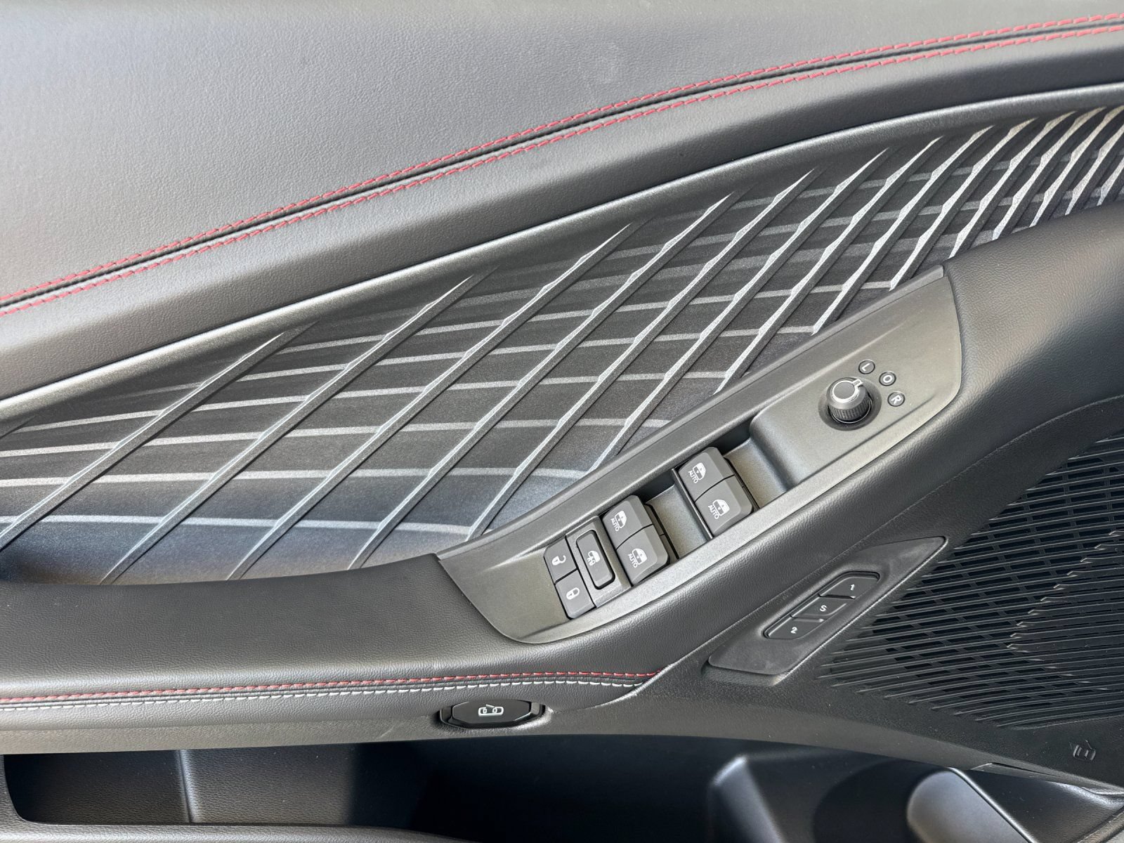 New 2026 Dodge Charger R/T AWD/4WD image 11