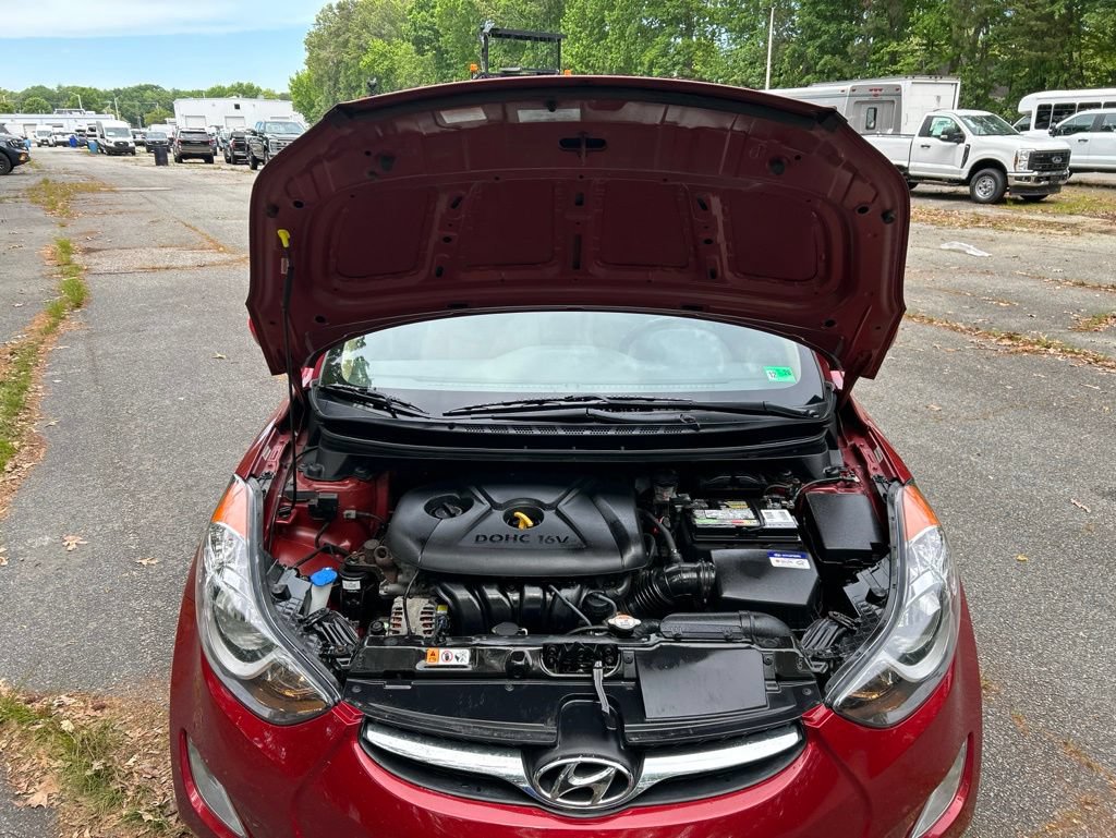 Used 2012 Hyundai Elantra GLS w/ Preferred Pkg 3 FWD image 12