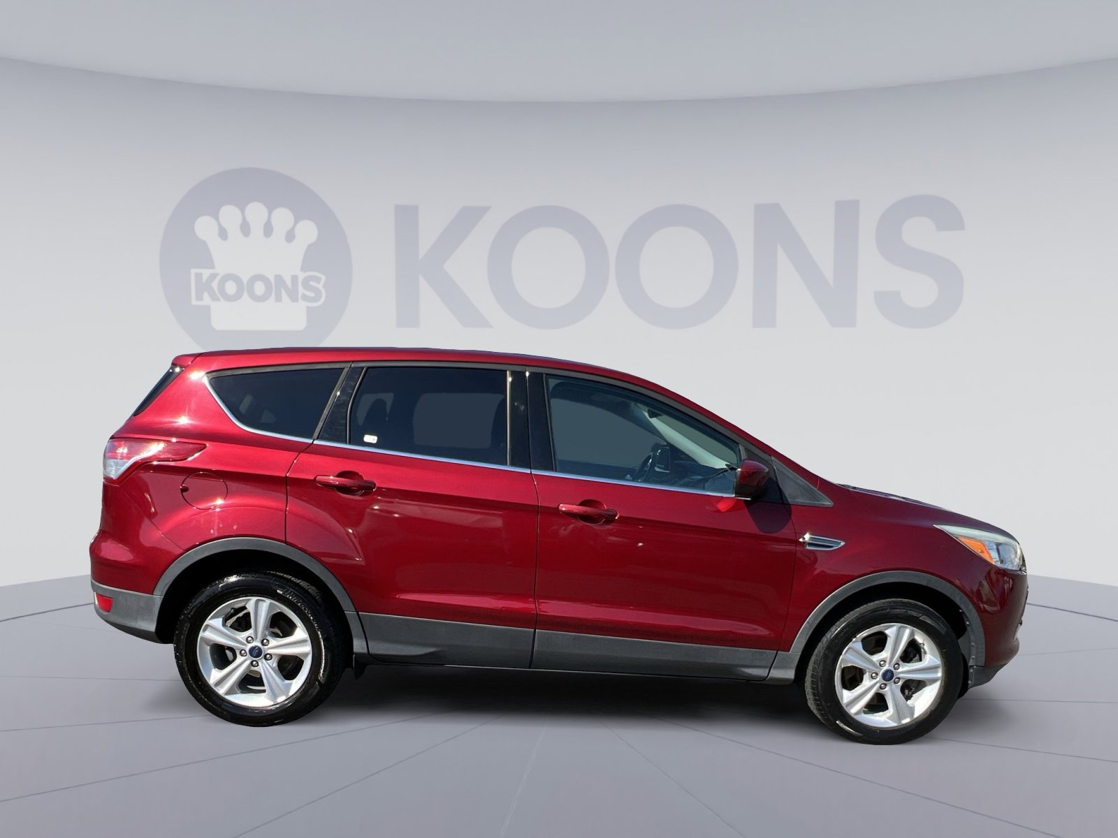 Used 2015 Ford Escape SE FWD image 12