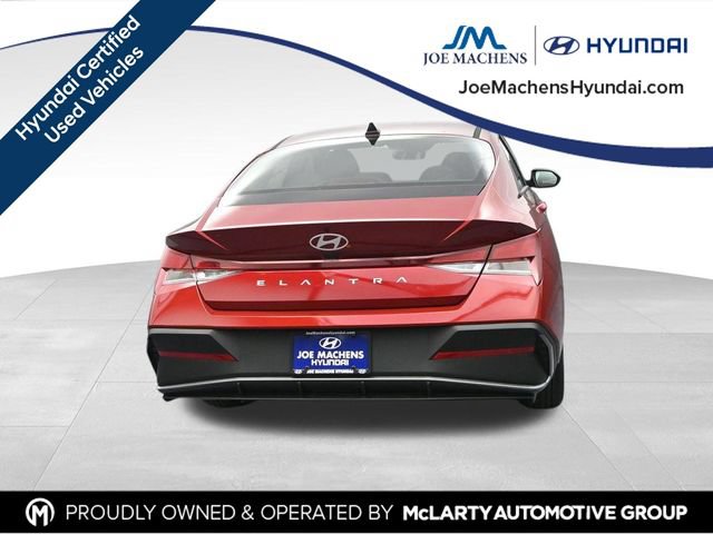 Certified 2026 Hyundai Elantra SE FWD image 8