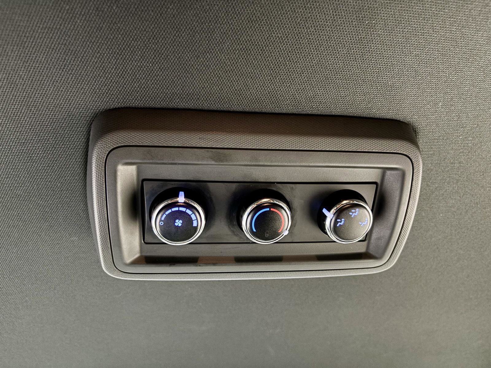 Used 2019 Dodge Grand Caravan SXT image 35