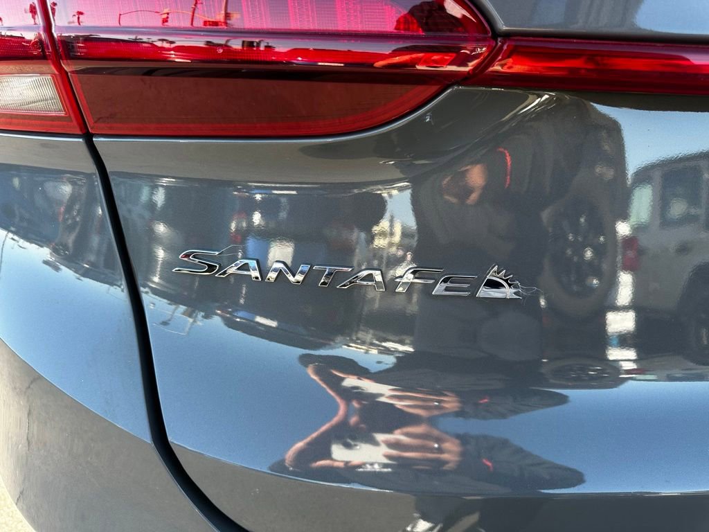 Used 2022 Hyundai Santa Fe SEL w/ Cargo Package FWD image 7