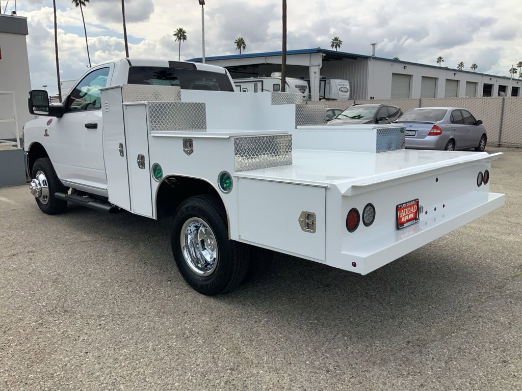 New 2026 RAM 3500 Tradesman w/ Chrome Appearance Group A image 8