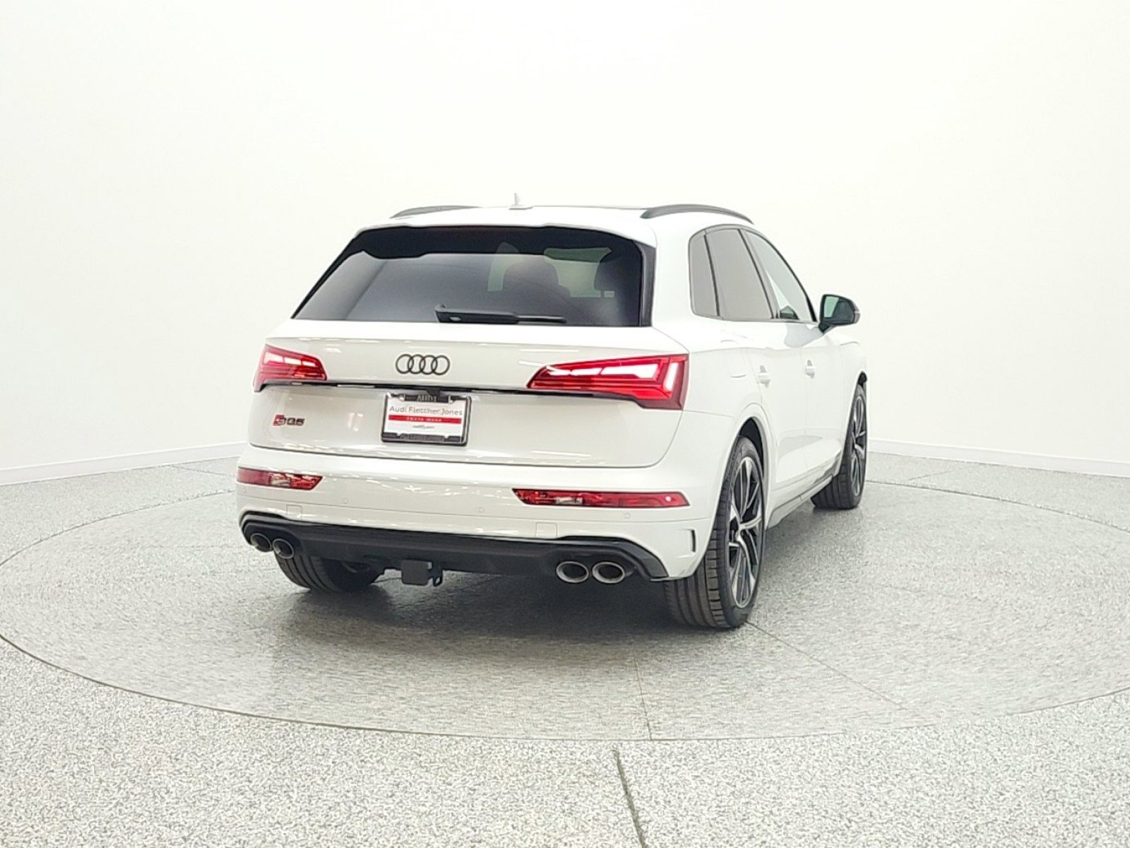 Used 2023 Audi SQ5 Premium Plus w/ Premium Plus Package image 6