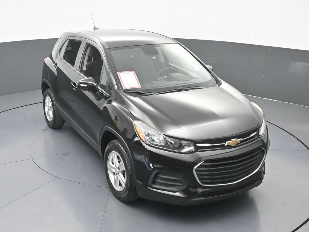 Used 2022 Chevrolet Trax LS w/ Tint and Cruise Package AWD/4WD image 47