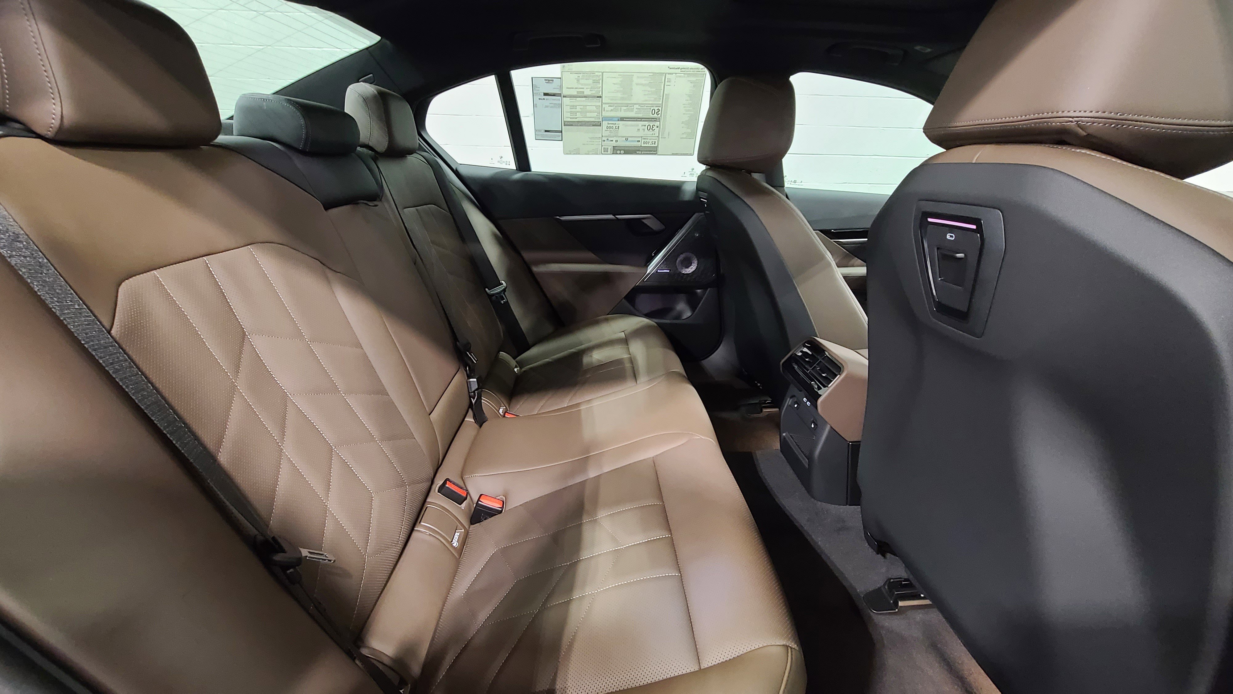 New 2026 BMW 530i xDrive w/ Premium Package image 28